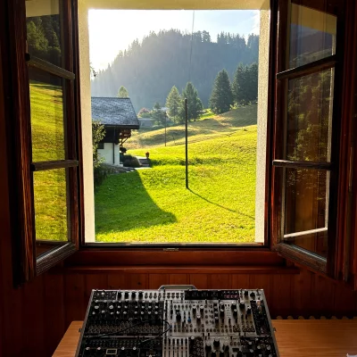 Workstation for the holiday