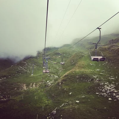 Premier télésiège en famille. Comme à l'époque.