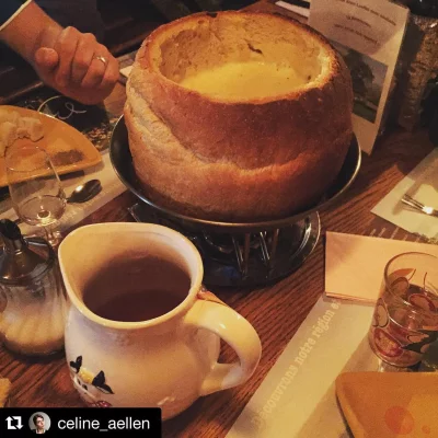 #Repost @celine_aellen
・・・
#fondue #pain #sollier