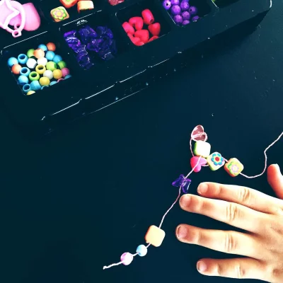 Rien de tel que de faire des colliers de perles ap