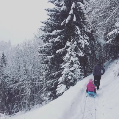 In the mountain with the family 🌲🌨 #champery