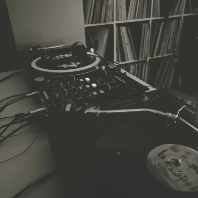 My turntables are back